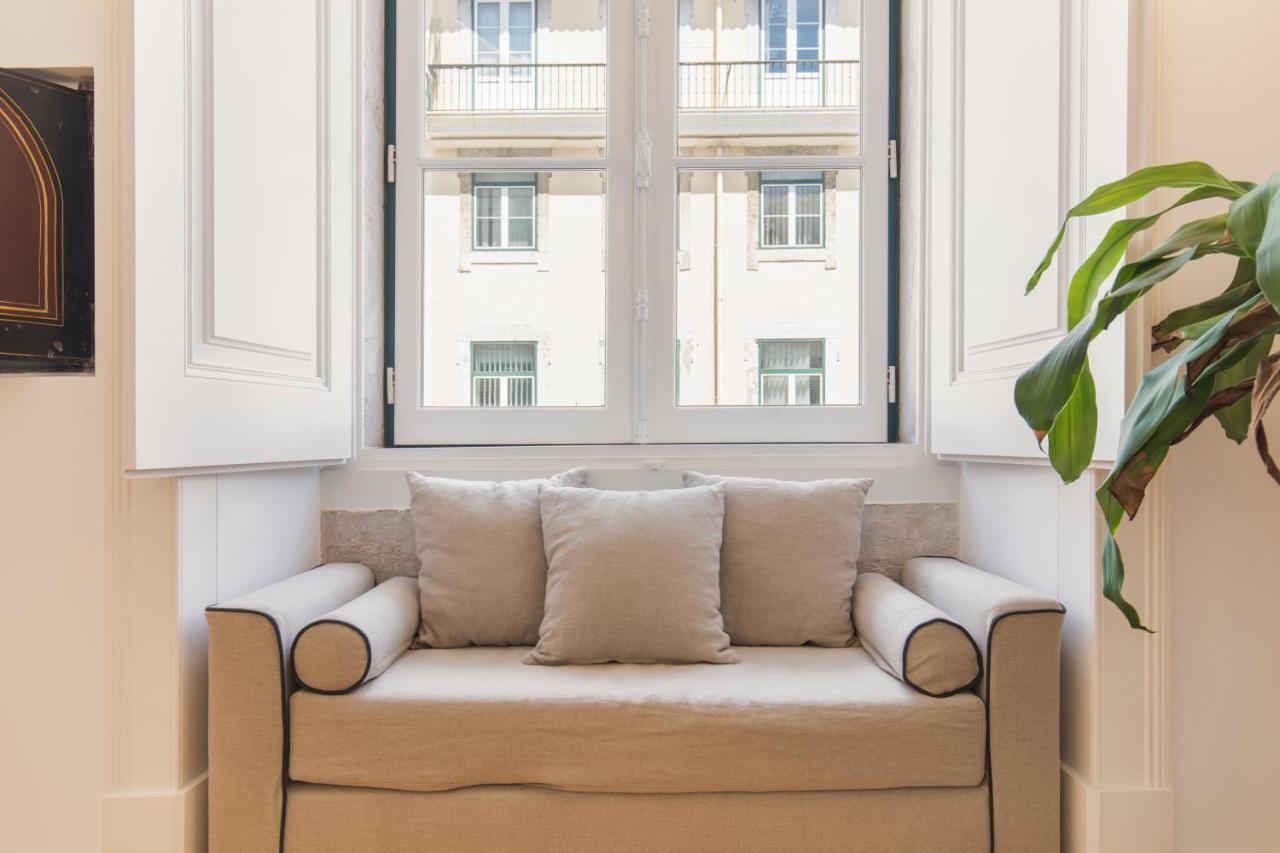 Charming Apartment In Baixa Chiado Lisbon Exterior photo