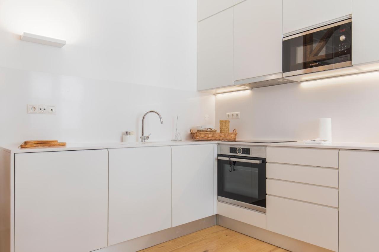 Charming Apartment In Baixa Chiado Lisbon Exterior photo